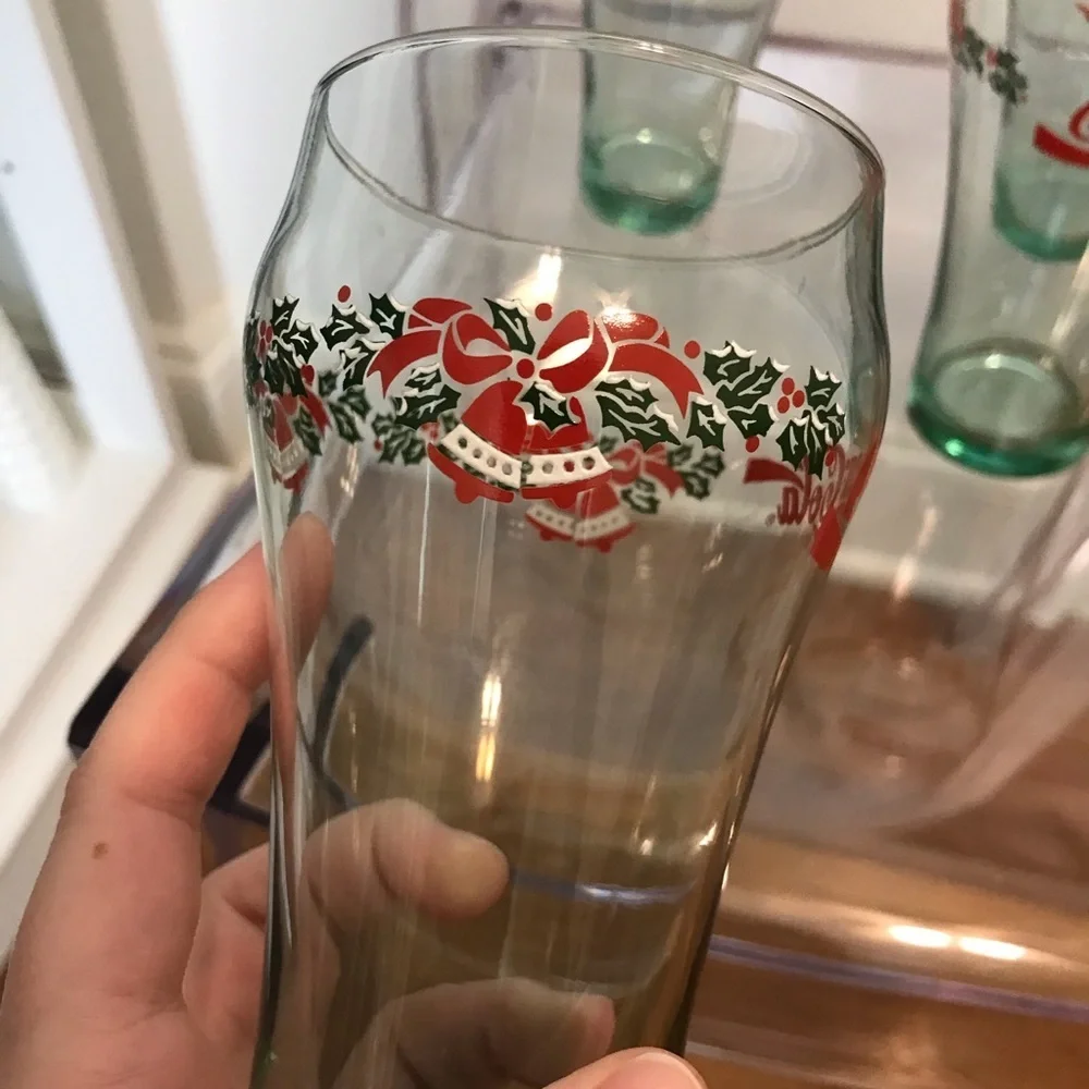 Vintage Coca Cola Glasses 4 Christmas Holiday Winter Holly Bells red green